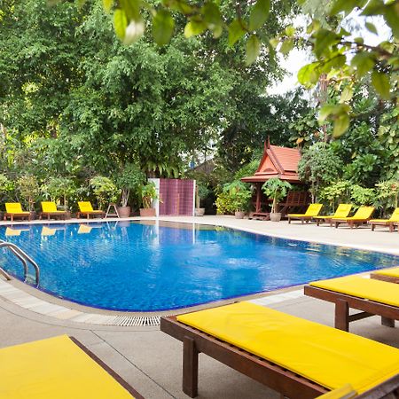 Tropica Bungalow Beach Hotel Patong Ngoại thất bức ảnh