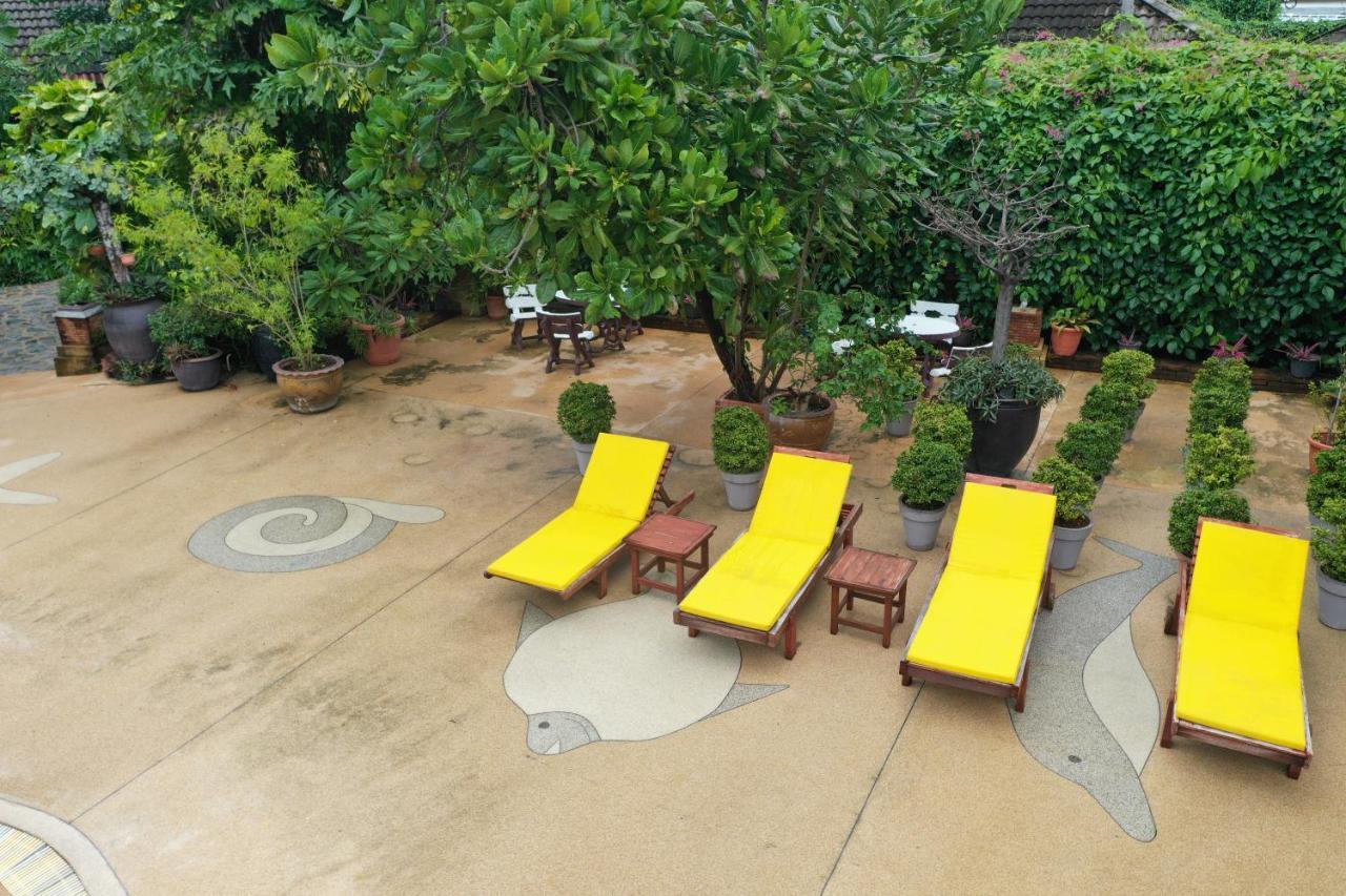 Tropica Bungalow Beach Hotel Patong Ngoại thất bức ảnh