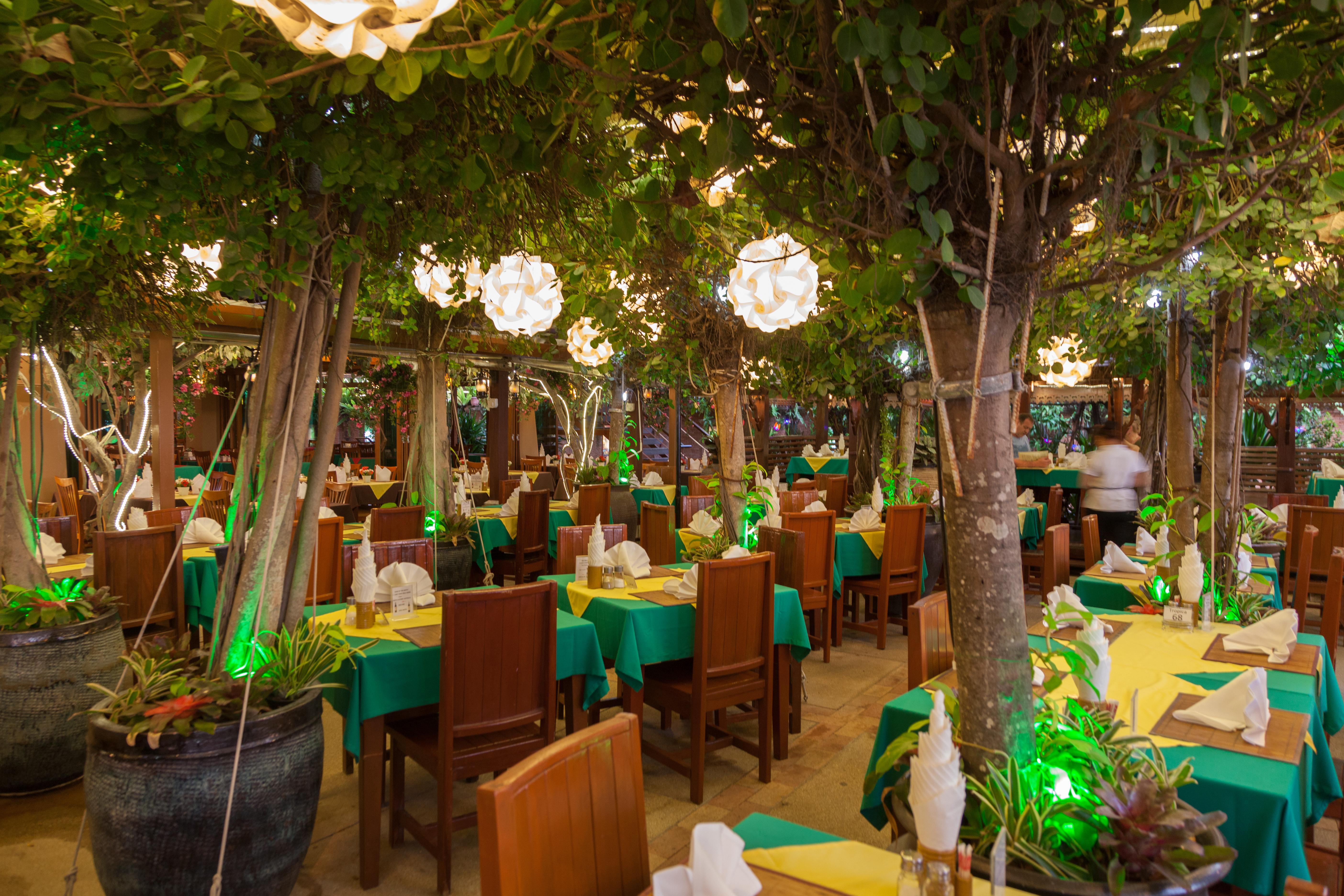 Tropica Bungalow Beach Hotel Patong Ngoại thất bức ảnh