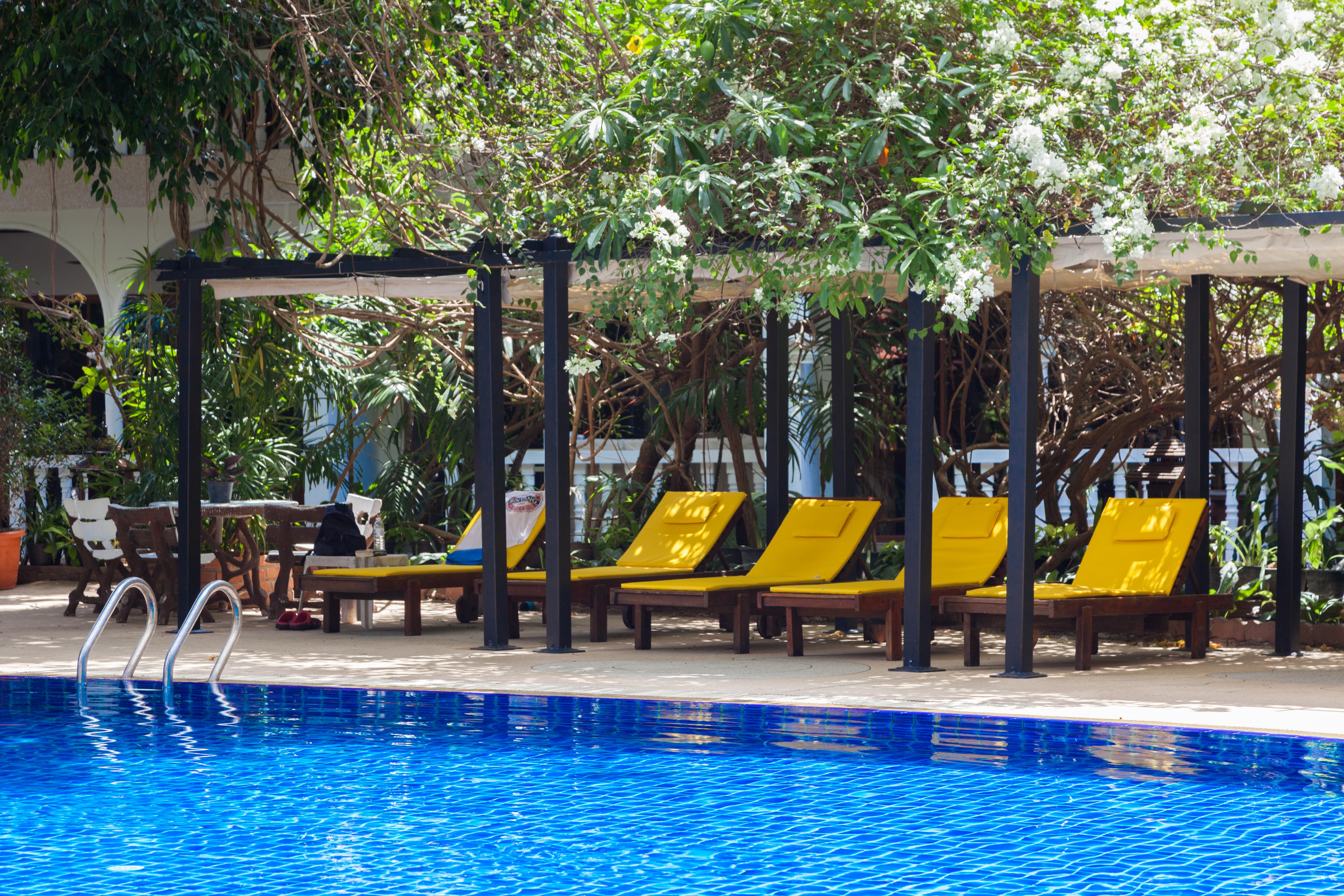 Tropica Bungalow Beach Hotel Patong Ngoại thất bức ảnh